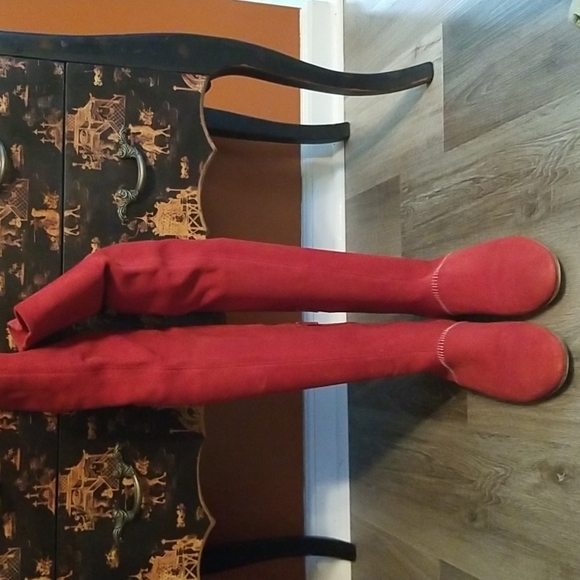 FREE PEOPLE RED GRANDEUR OVER-the knee SUEDE BOOTS Size: US 8 - Picture 2 of 5